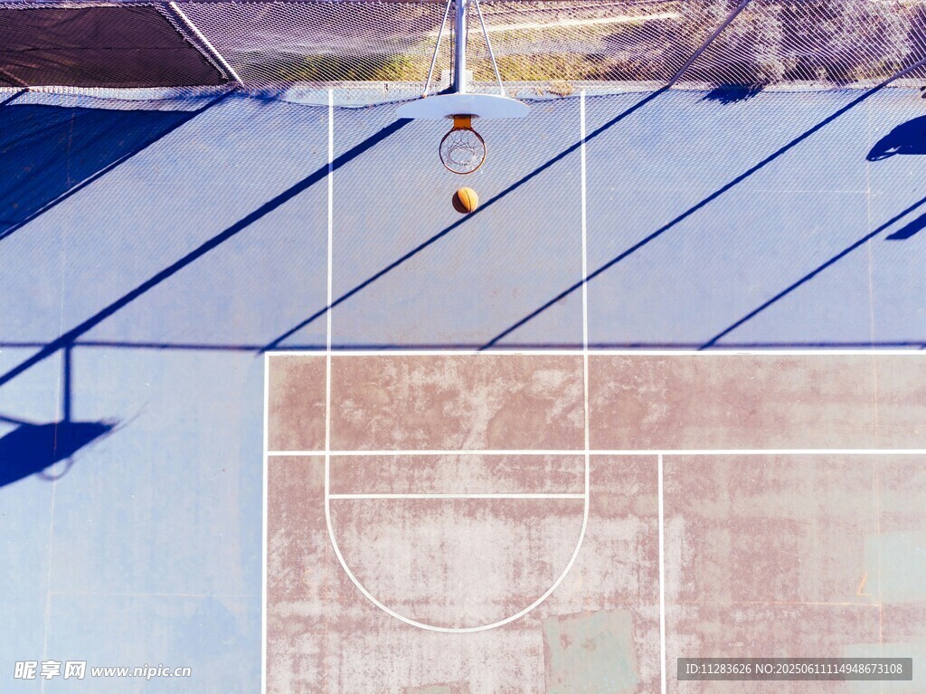 篮球场