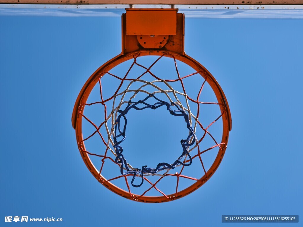 篮球框特写