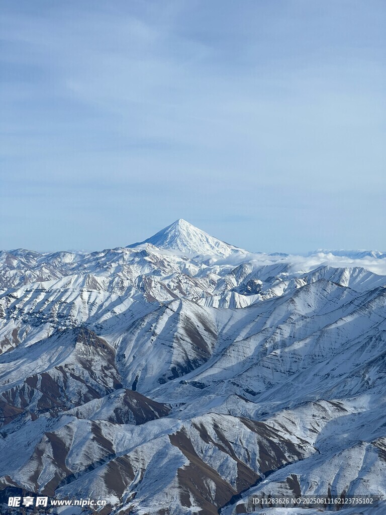 雪山壮丽景观