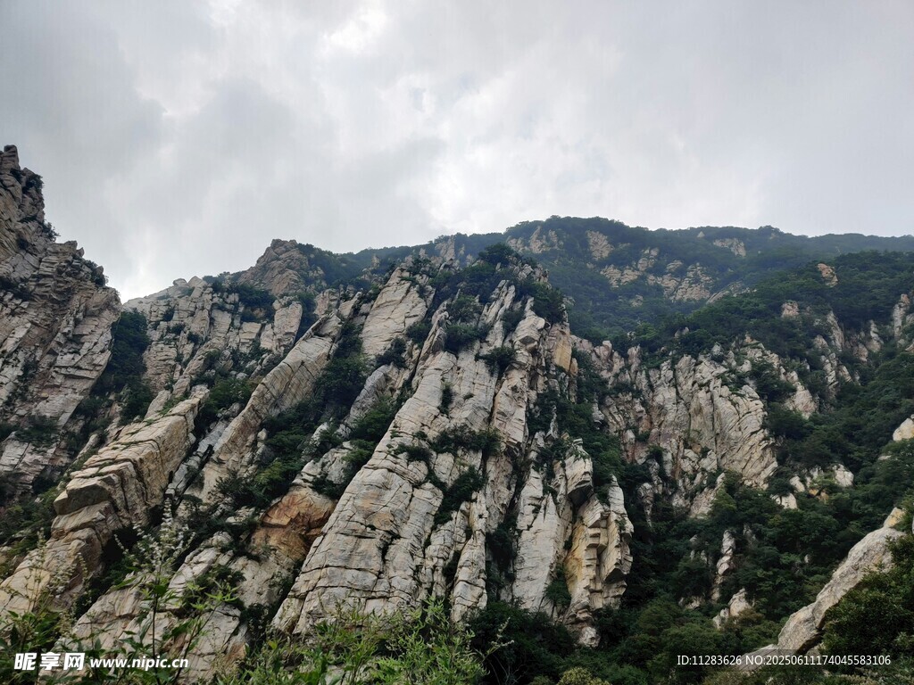 壮丽山景