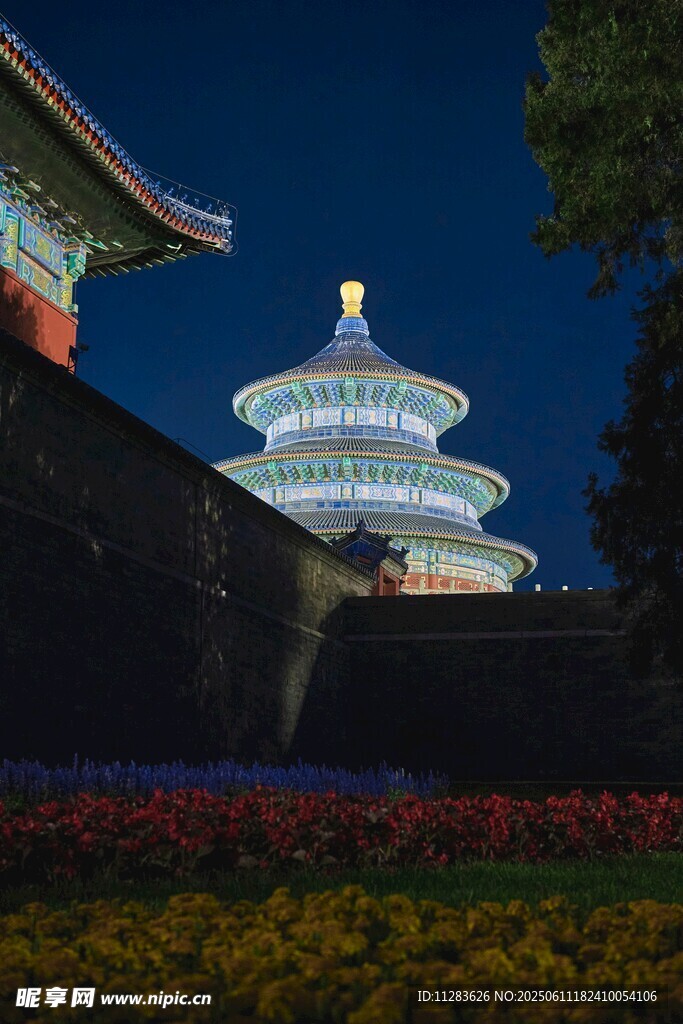夜幕下的天坛美景