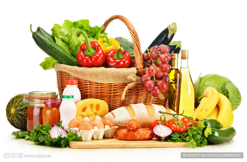 丰盛新鲜的果蔬食材组合