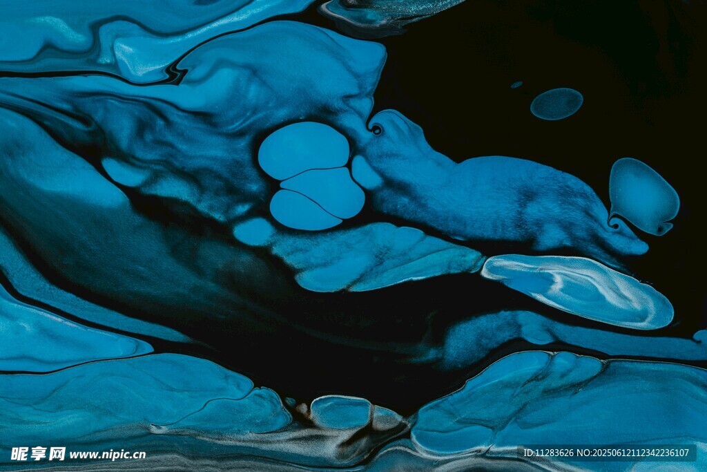 蓝色墨韵抽象艺术画面