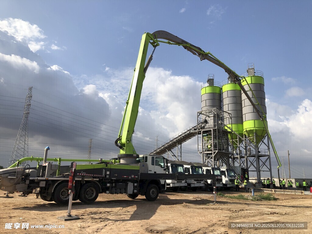 混凝土搅拌输送设备现场