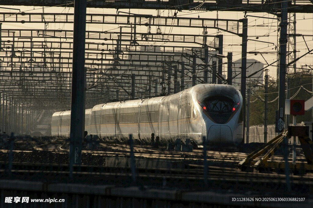 高铁列车