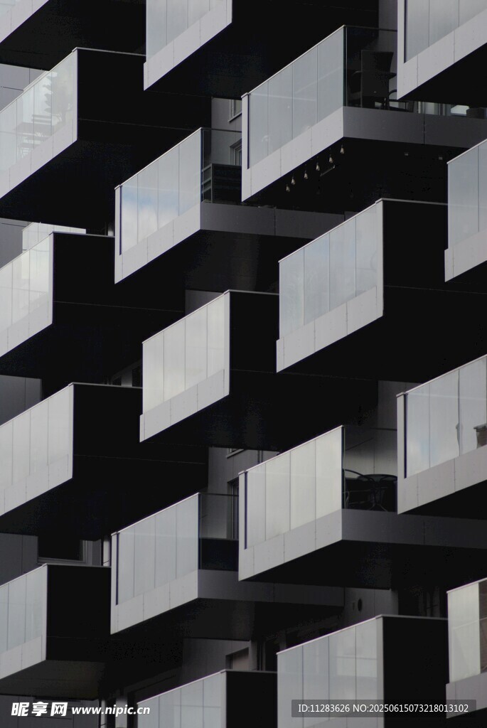 黑白几何建筑图案