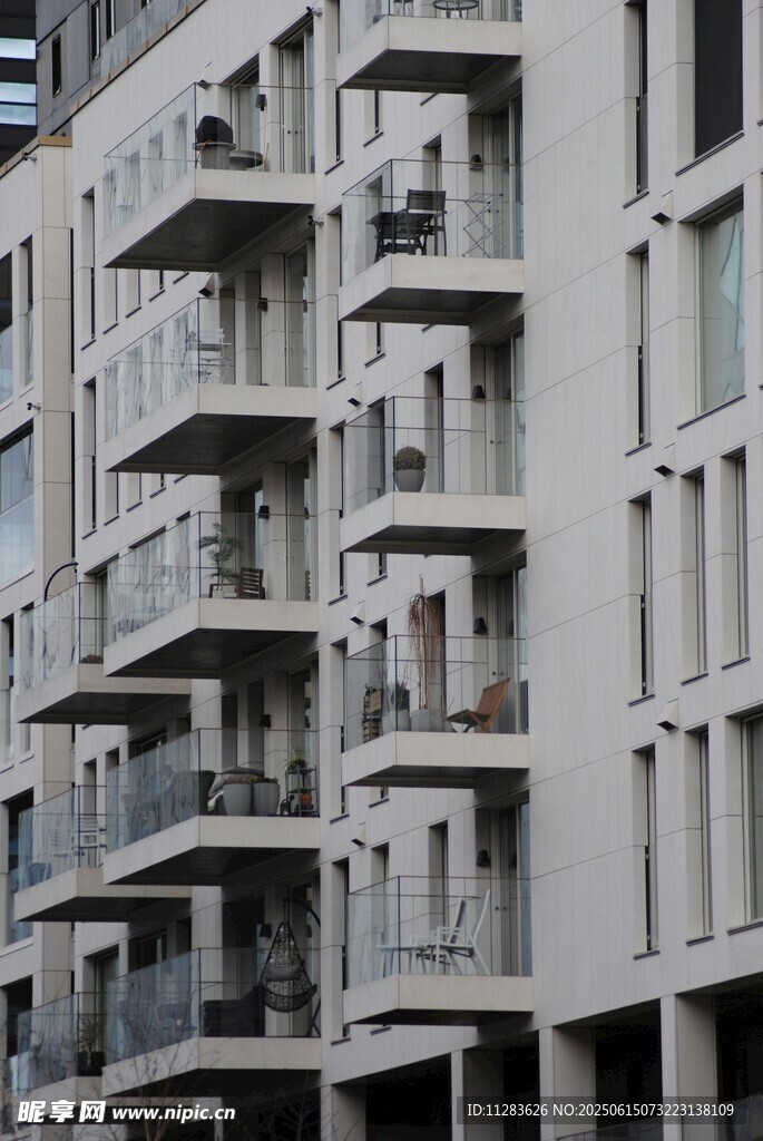 现代风格多层公寓建筑