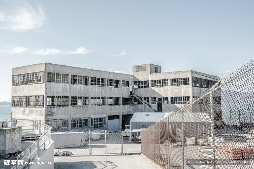 现代风格多层办公建筑