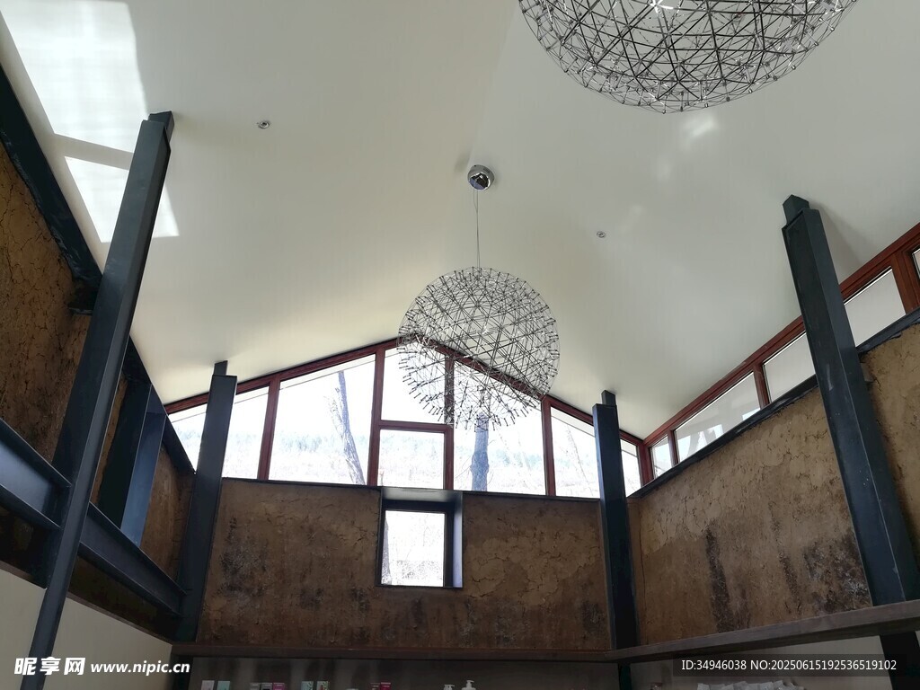 现代风格阁楼室内空间