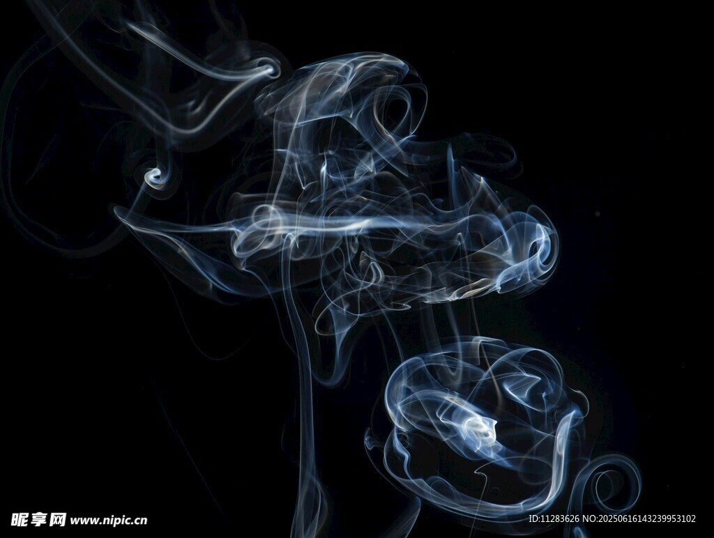 梦幻蓝色烟雾艺术形态