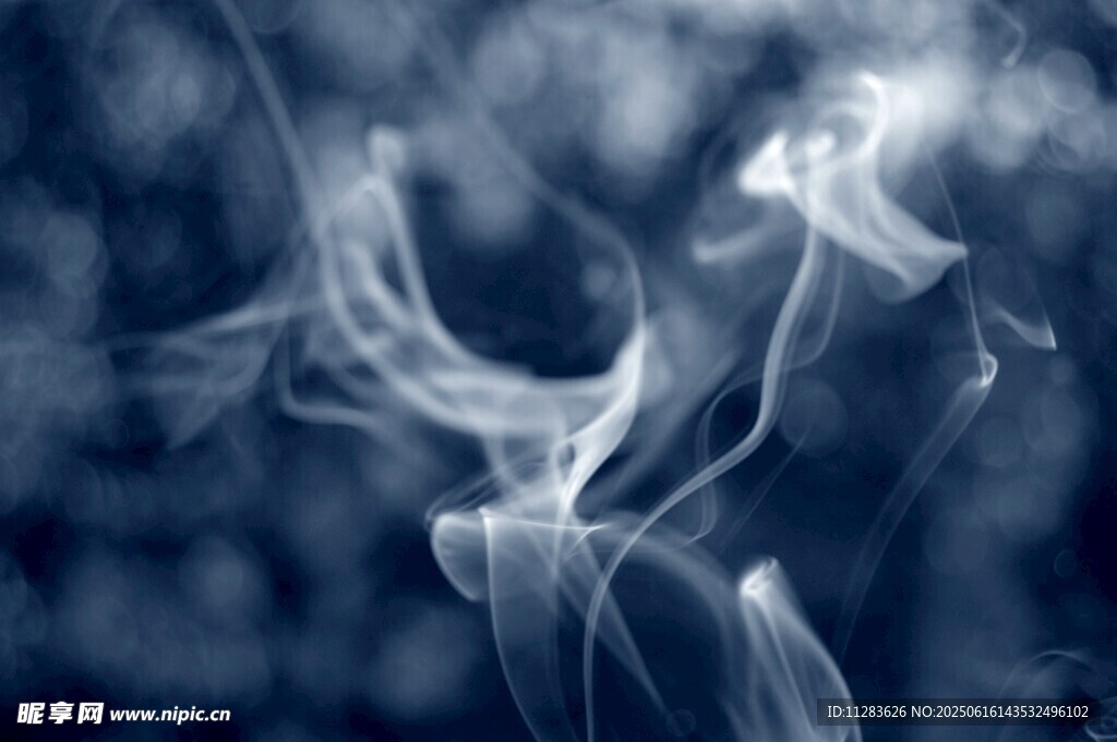 梦幻蓝色烟雾纹理画面
