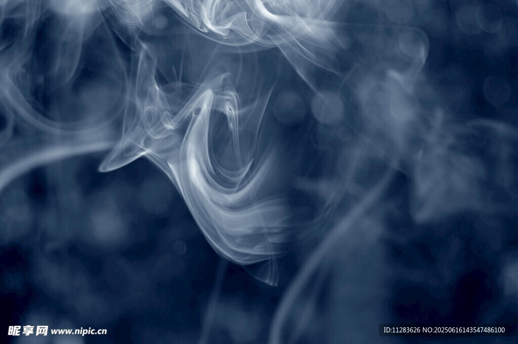 梦幻蓝色烟雾纹理画面