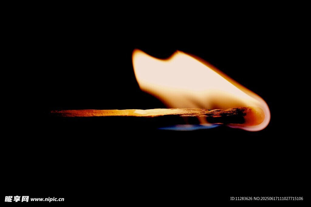 燃烧的火柴