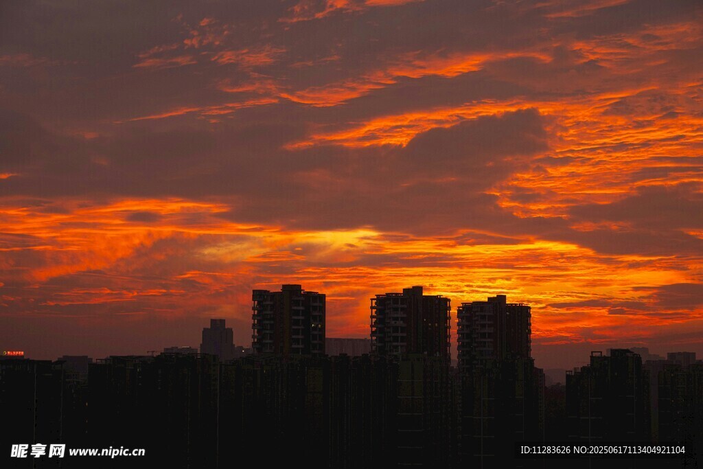 城市黄昏