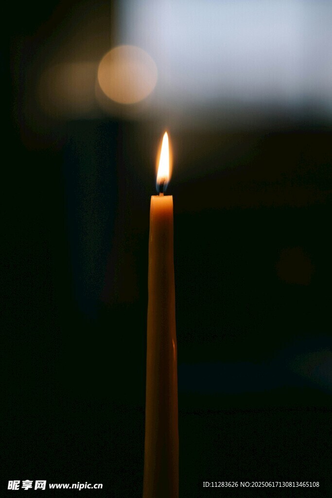燃烧的蜡烛