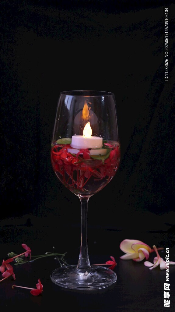 浪漫烛光红酒杯场景