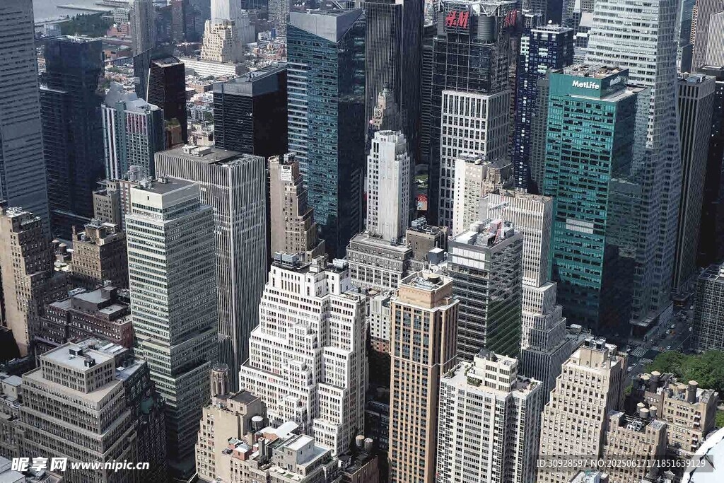 俯瞰繁华都市高楼景观