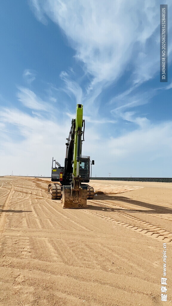 沙漠中的工程机械