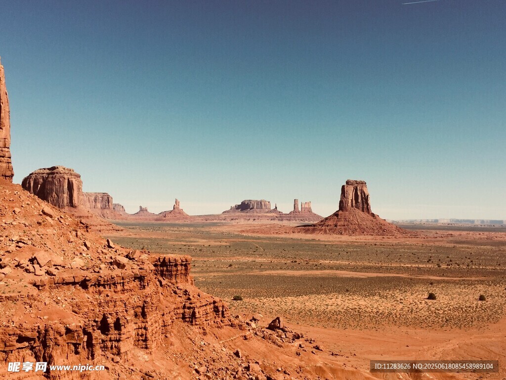 壮丽沙漠地貌景观