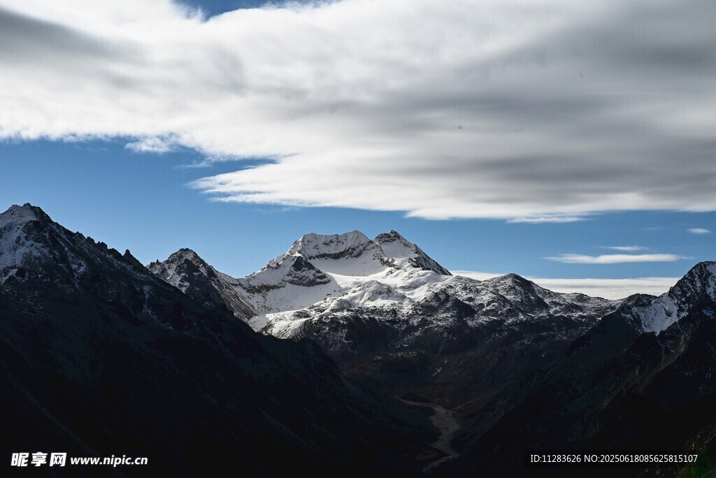 壮丽雪山美景