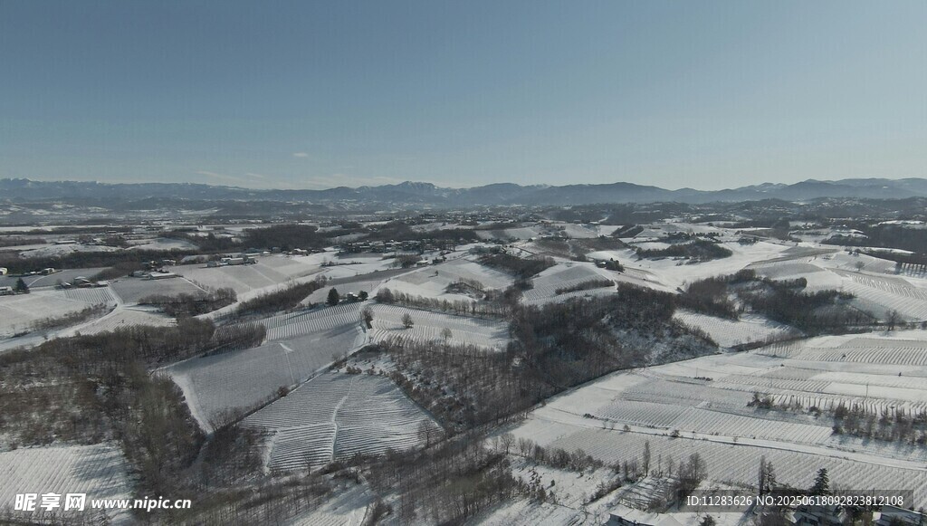 冬日雪景俯瞰图