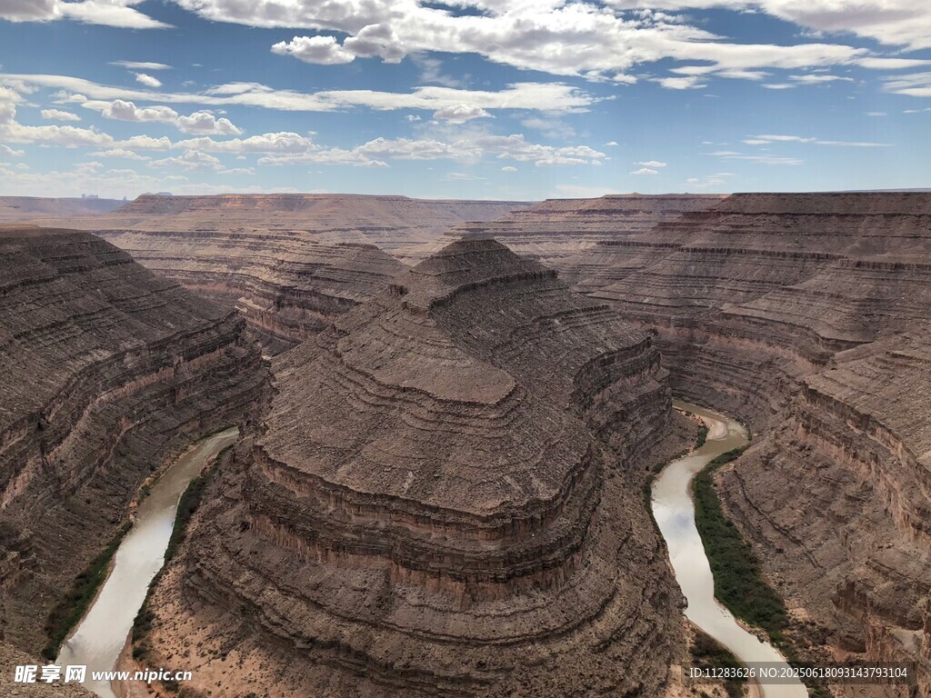 壮丽峡谷风光