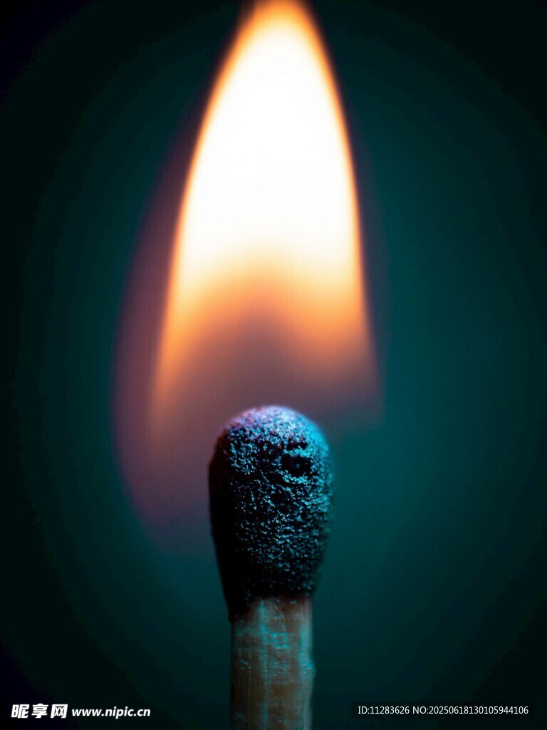 燃烧的火柴头