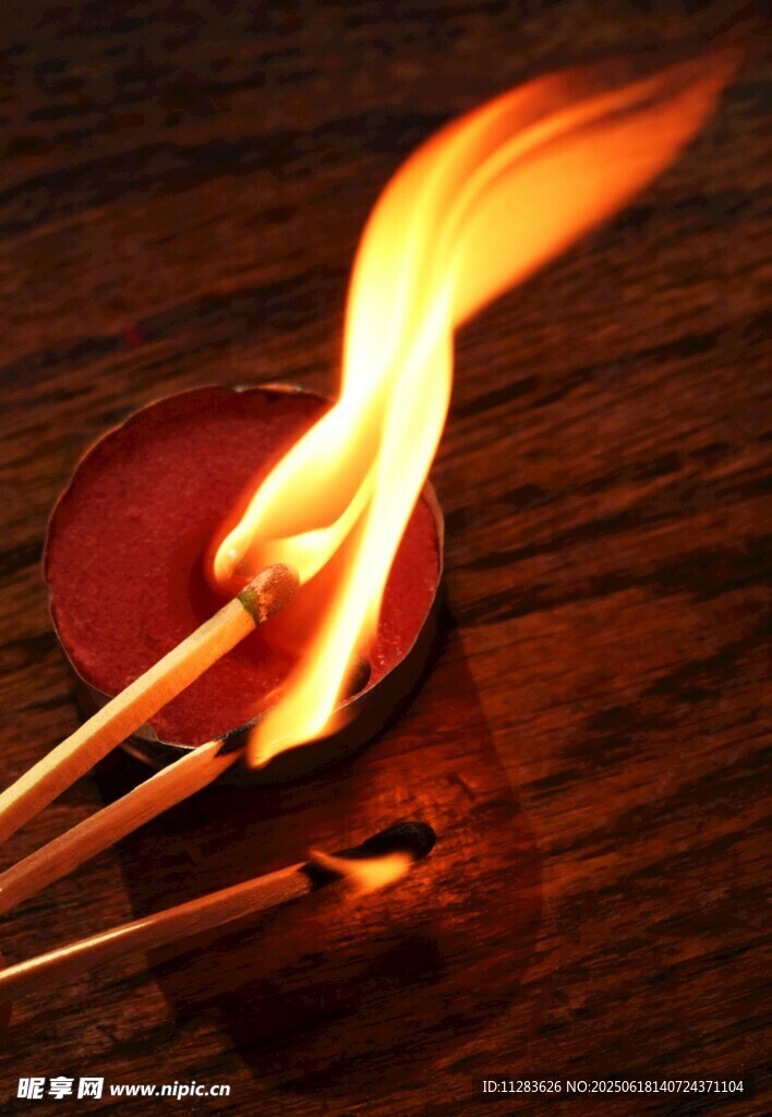 燃烧的火柴