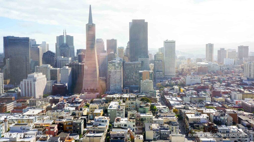 繁华都市天际线俯瞰