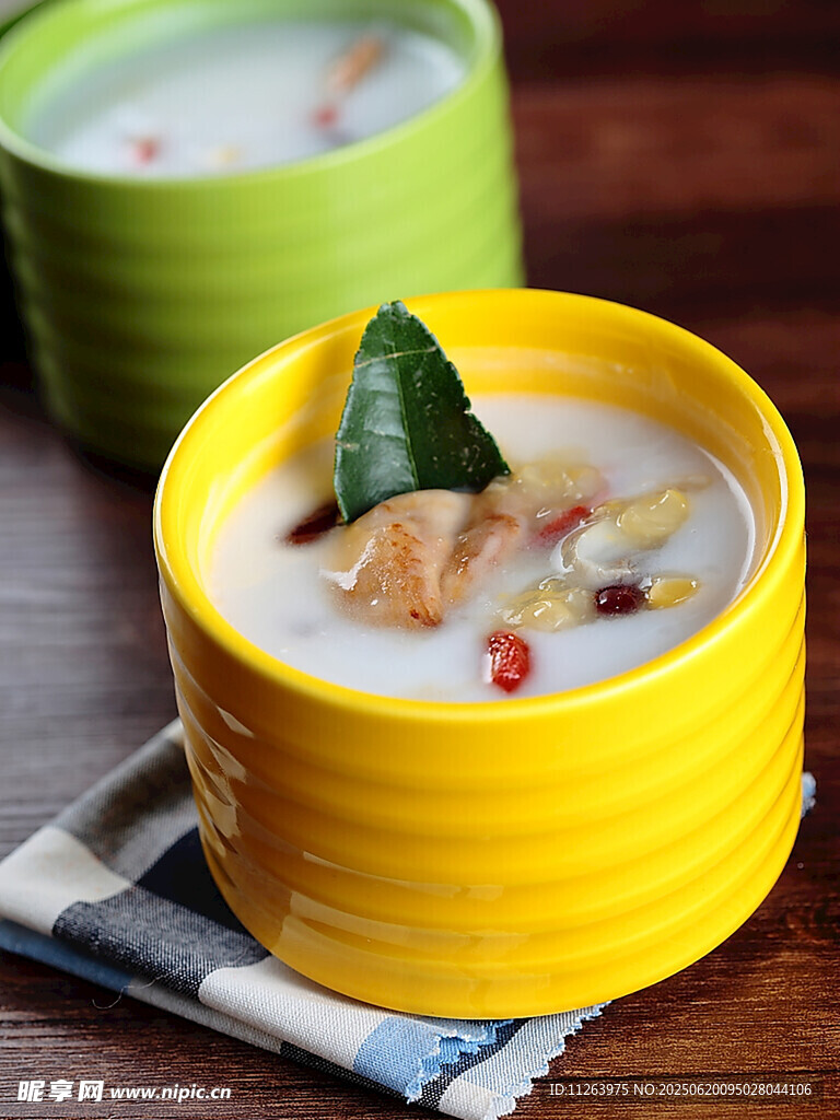 椰汁鸡汤 美味养生粥