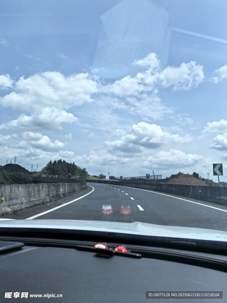 公路行车视角