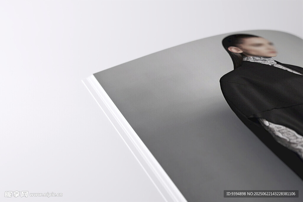 时尚画册杂志内页样机贴图素材