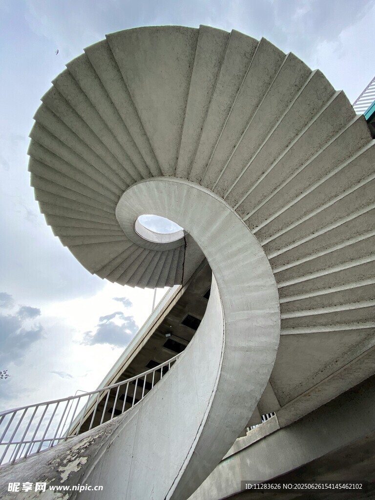 螺旋楼梯建筑之美