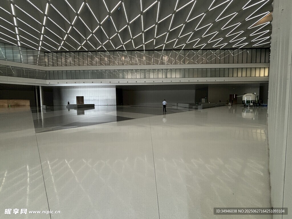 现代空旷室内空间场景