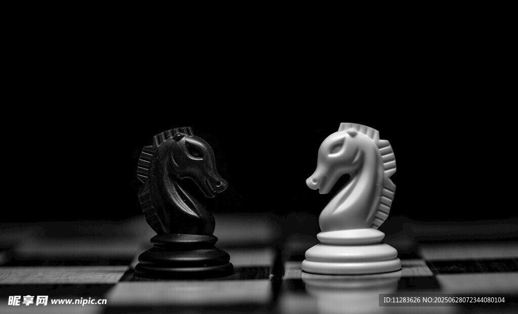 黑白棋子对峙