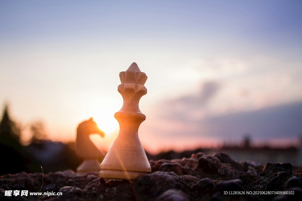 夕阳下的棋子