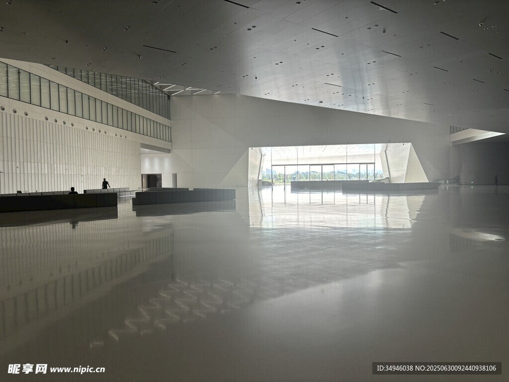 现代空旷室内空间场景