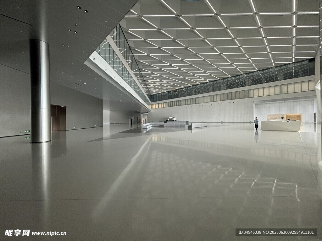 现代空旷室内空间场景