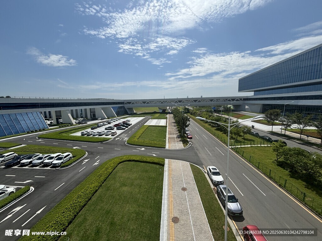 现代园区道路景观