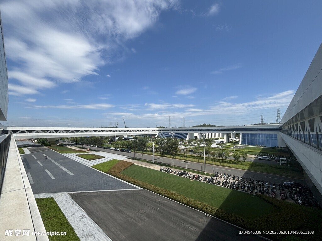 现代城市道路景观俯瞰