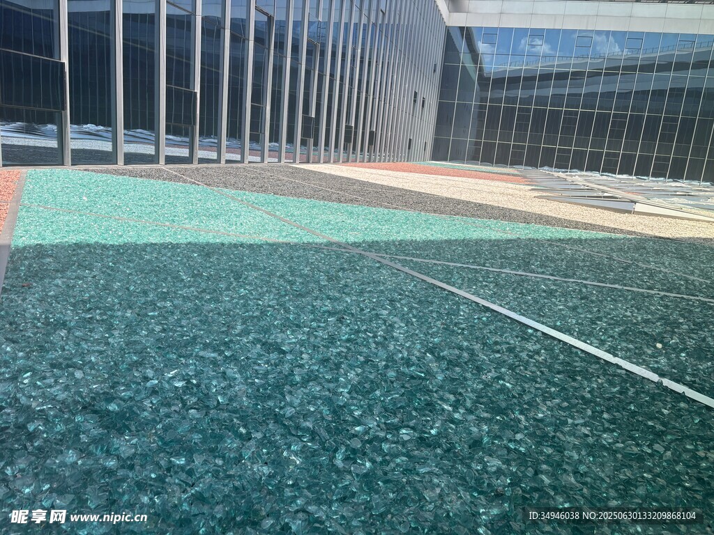 户外绿色人造草坪场地