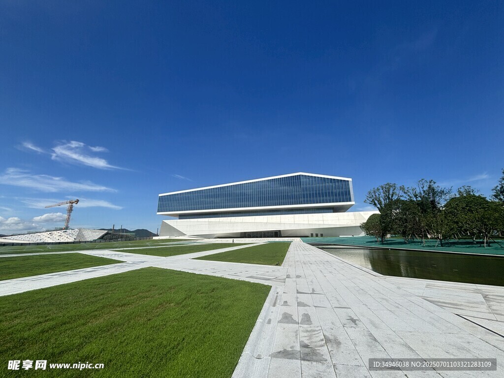 现代风格建筑外观景观