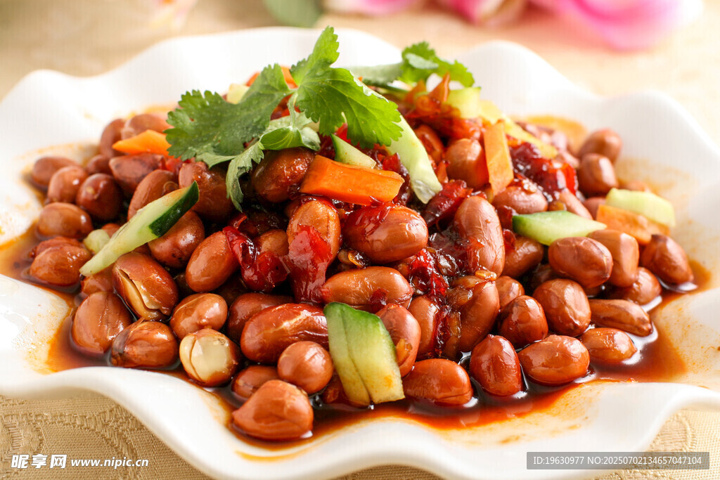 美味凉拌花生米