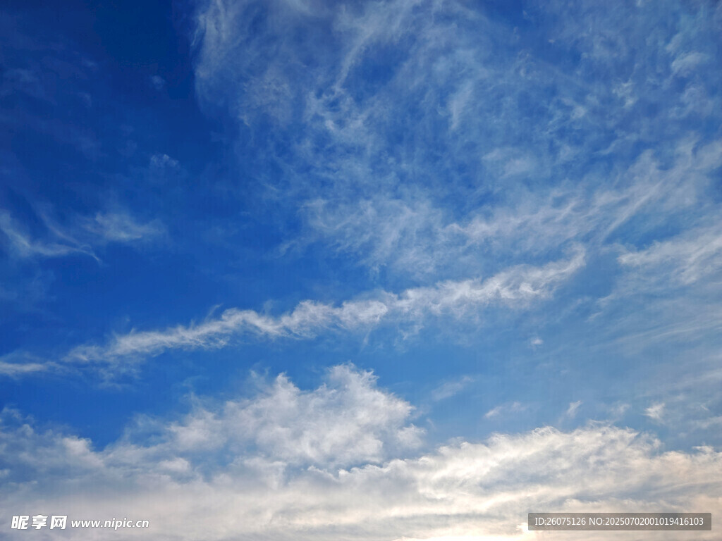 蓝天白云美景