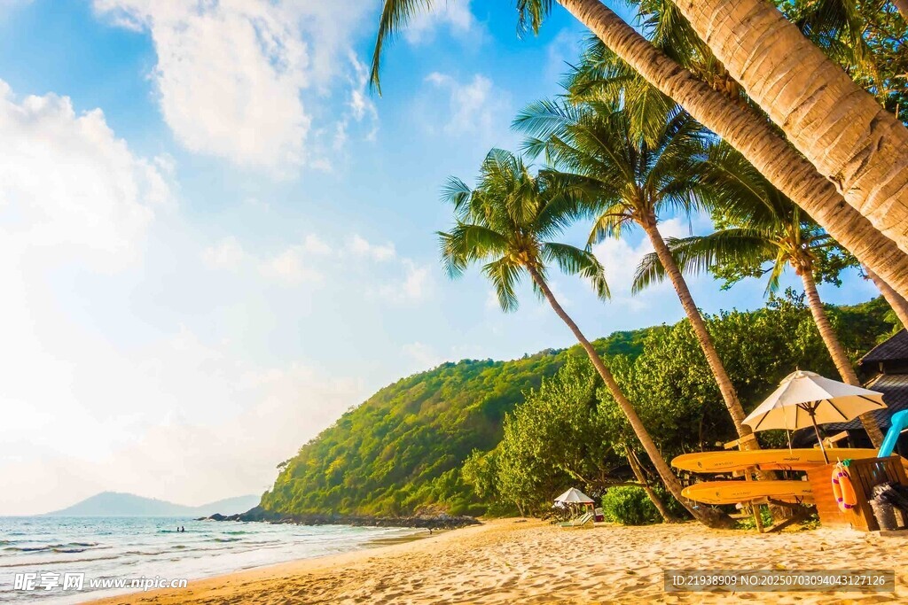 热带海滩美景与休闲场景