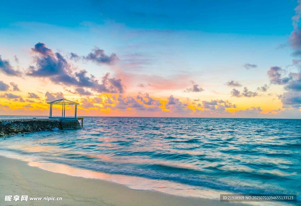 海边绝美日落风景