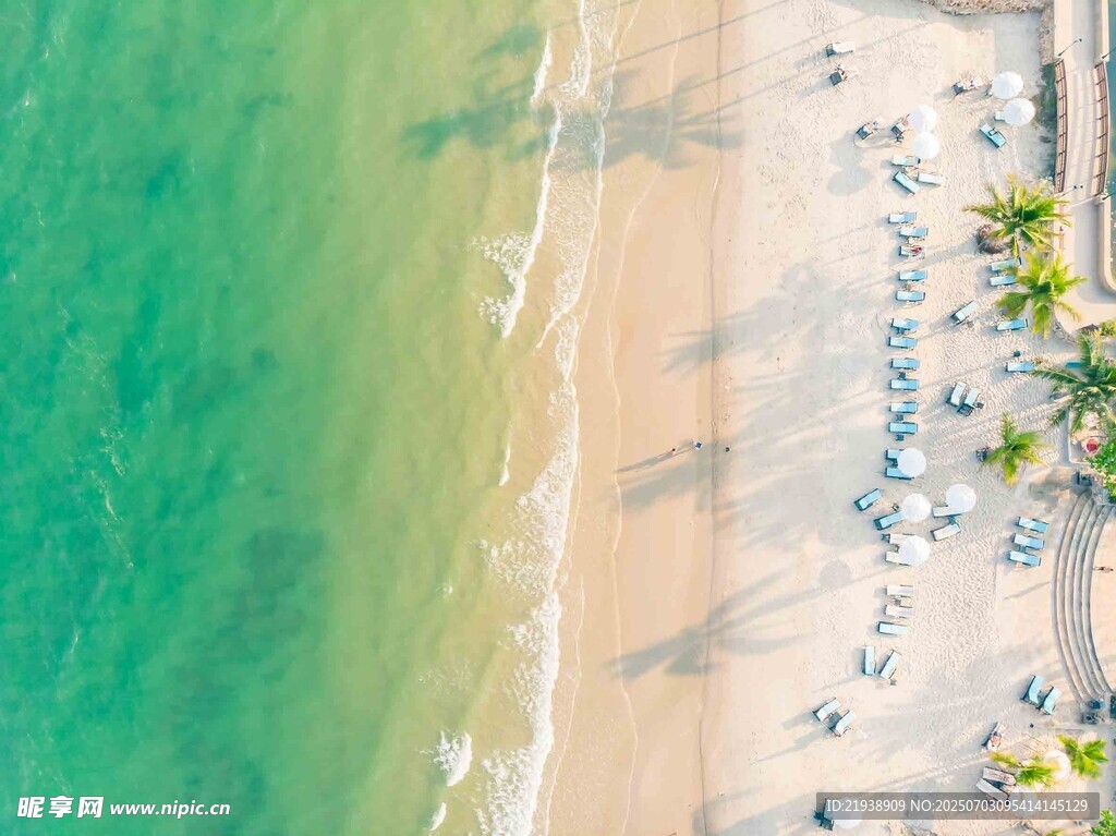 美丽海滨度假胜地俯瞰