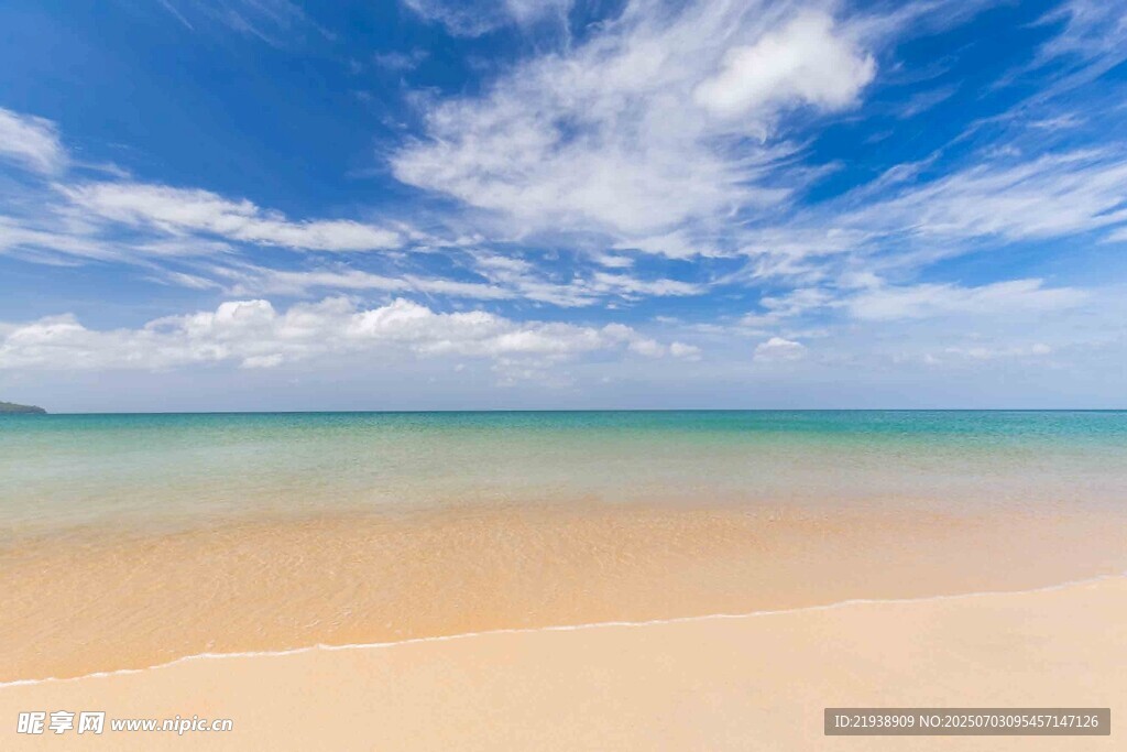 美丽海滨沙滩风景