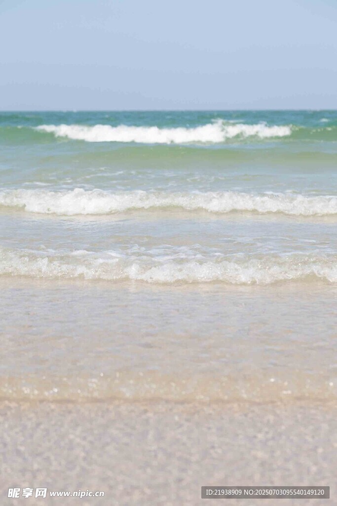 美丽海滨沙滩海浪景观