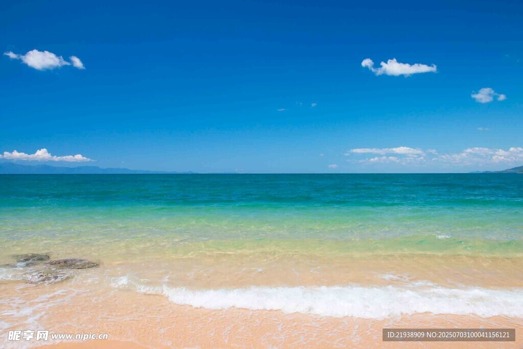 美丽海滨沙滩海景风光